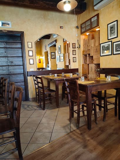 Trattoria Milanese Fuori Milano - Caffè della Posteria