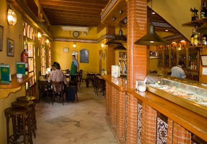 Taberna Coloniales - Bar de Tapas | Sevilla Centro