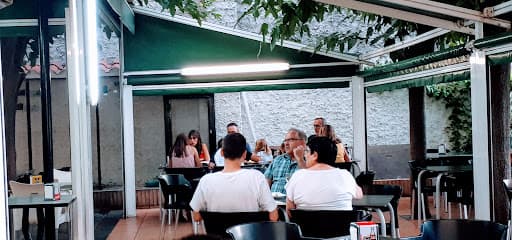 Bar restaurant Los Aficionaos - Terrassa flamenca