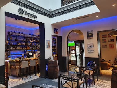 Premier Cocktail and Whisky House