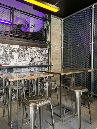 Basement. - Snack bar