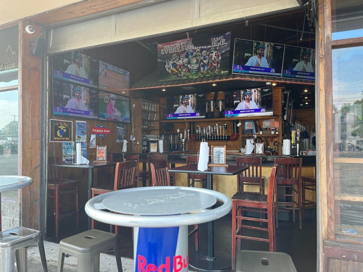 Canz A City Roadhouse @ Westbury