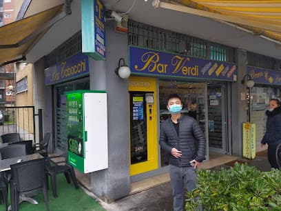 Bar Verdi Trezzano sul naviglio WESTERN UNION - PARTNER ELFBAR LOST MARY