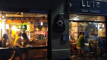 Bar LUTE