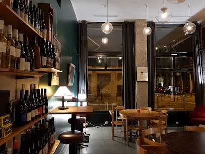 Sauf Imprévu cave & bar à vins