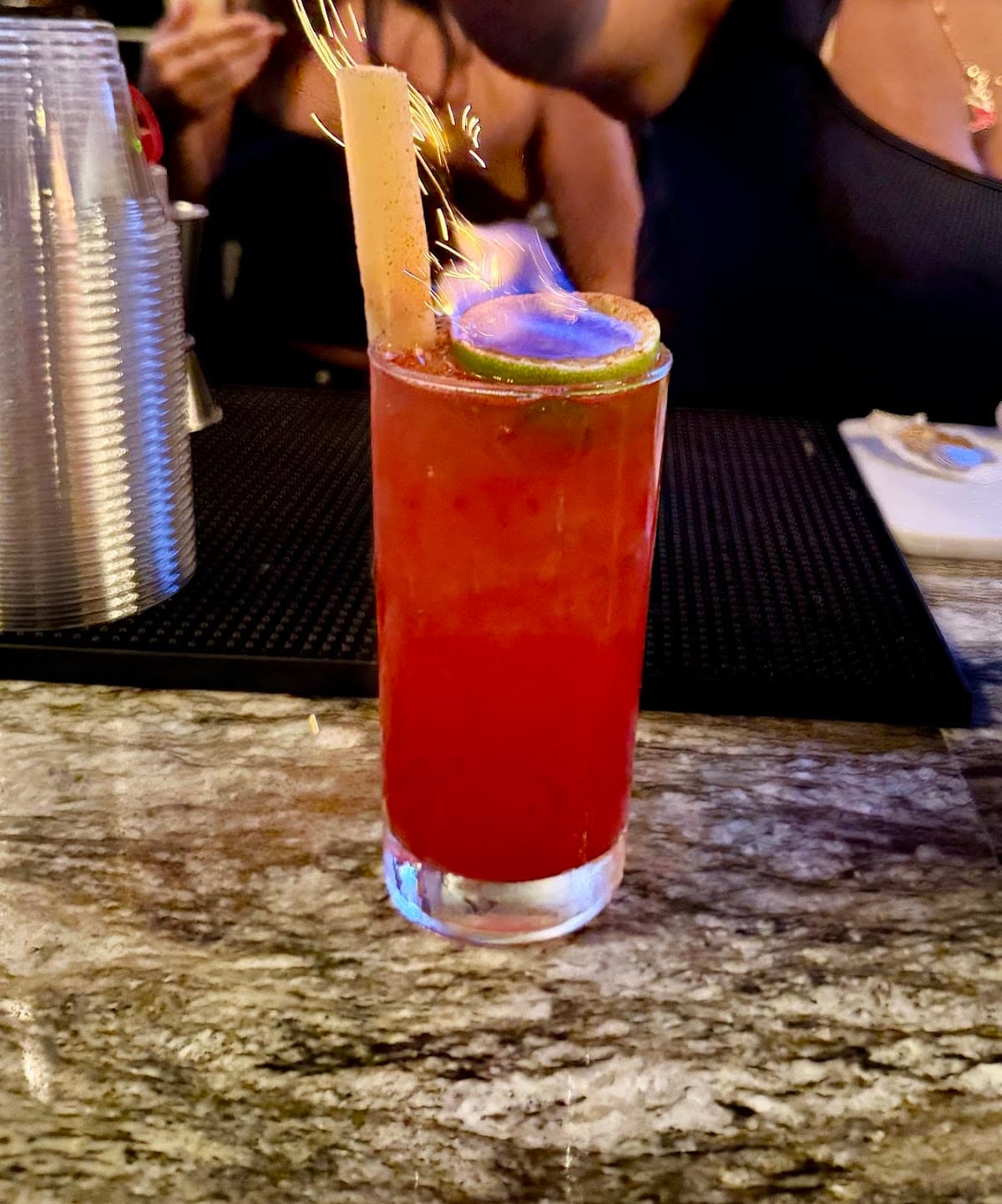 Lionz Den Restaurant & Bar