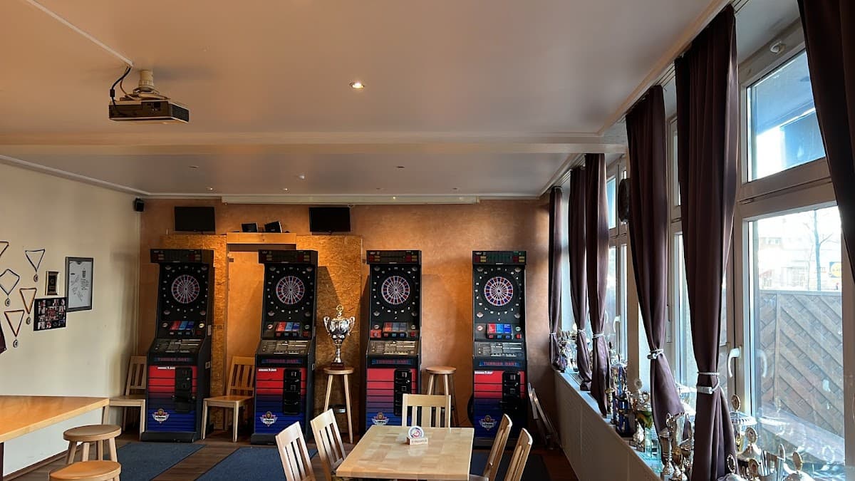 Stefan´s Imbiss jetzt Spartans Dart Pub